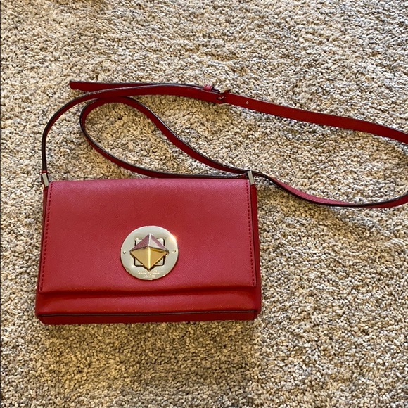kate spade Handbags - Kate spade crossbody